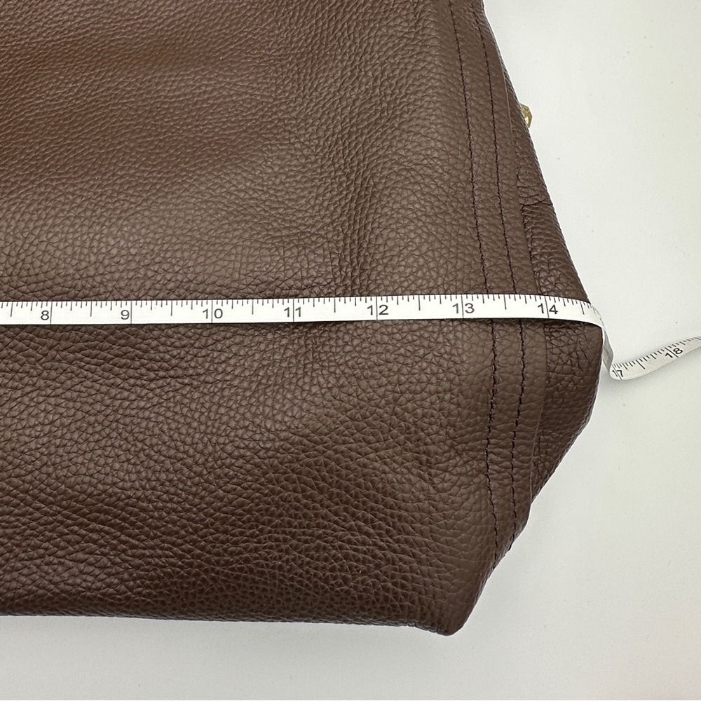 Valentina Women’s Brown Leather Shoulder Bag Size Medium - Picture 10 of 10